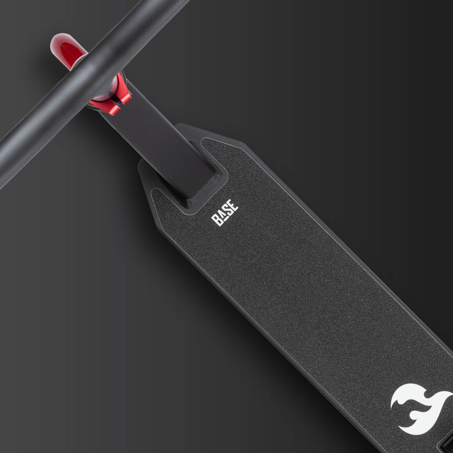 Chilli Base S Stunt Scooter: Red
