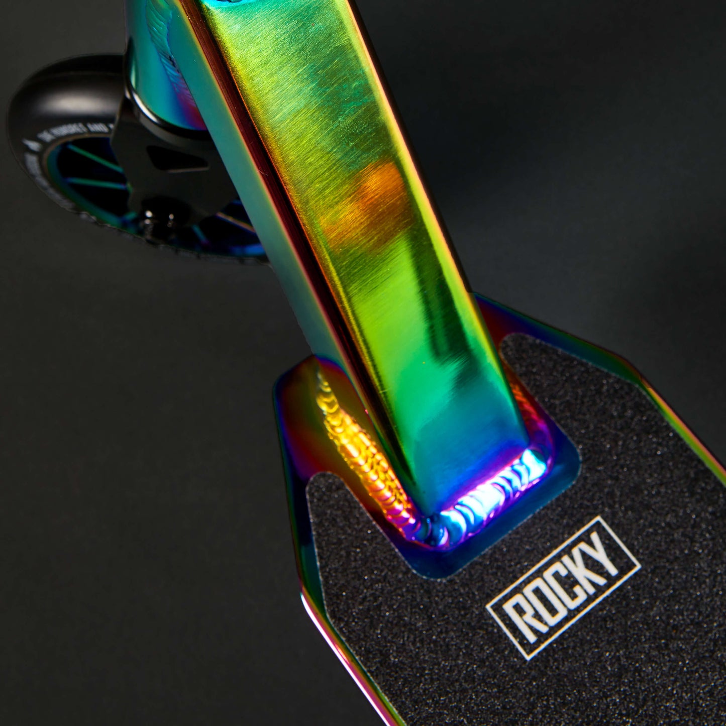 Chilli Rocky Stunt Scooter: Oil Slick Neochrome