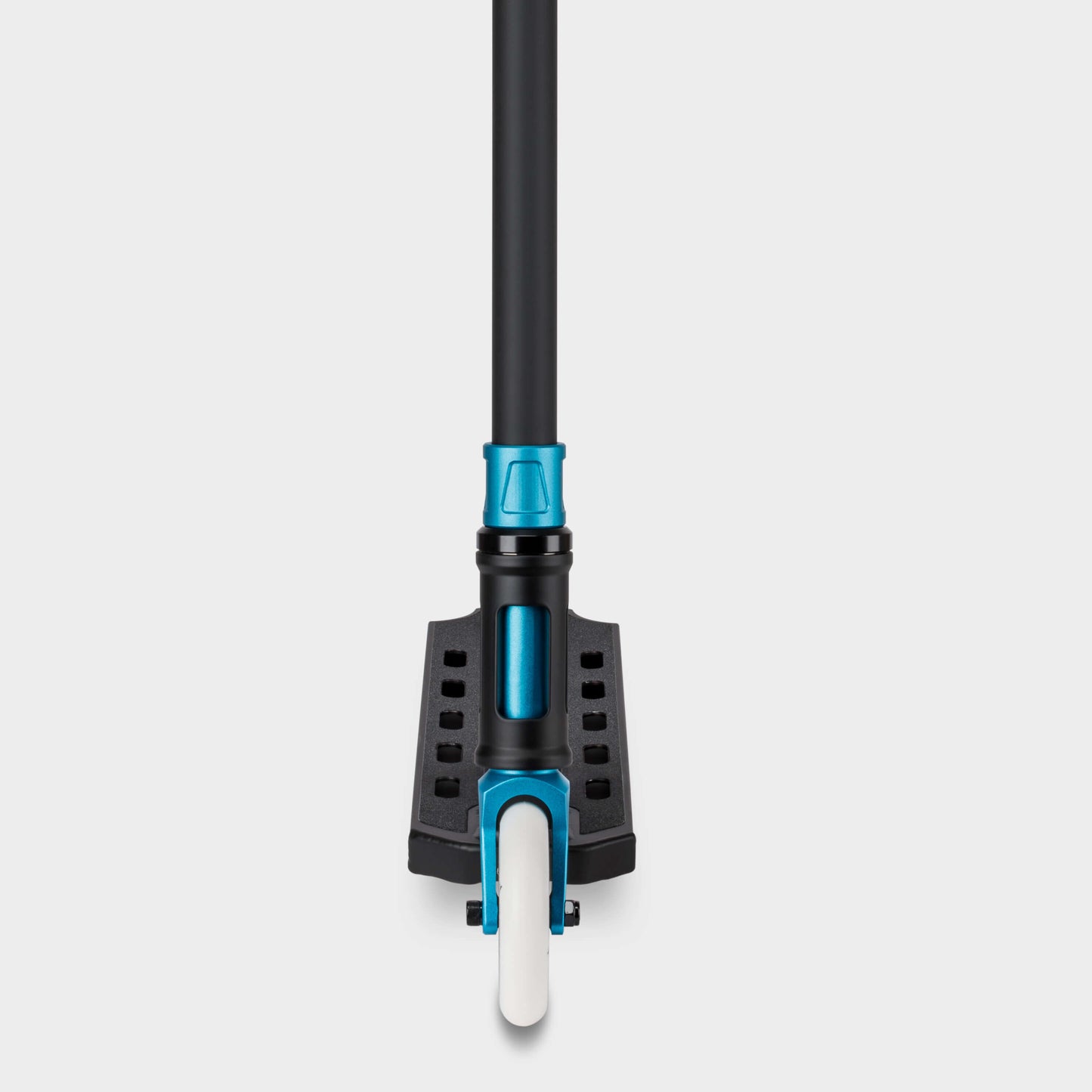 Ventus Stunt Scooter: Black/White