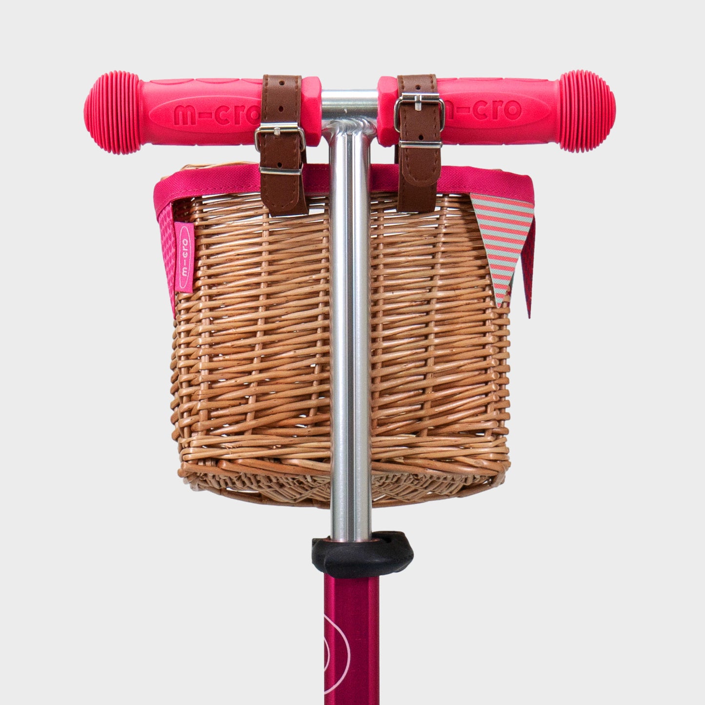 Wicker Basket: Pink