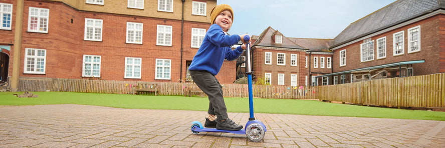 Start-Rite Shoes - What happens in your feet when you scoot?