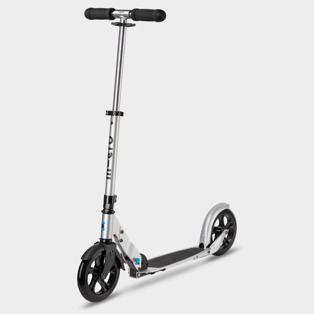 Large two-wheeled scooters