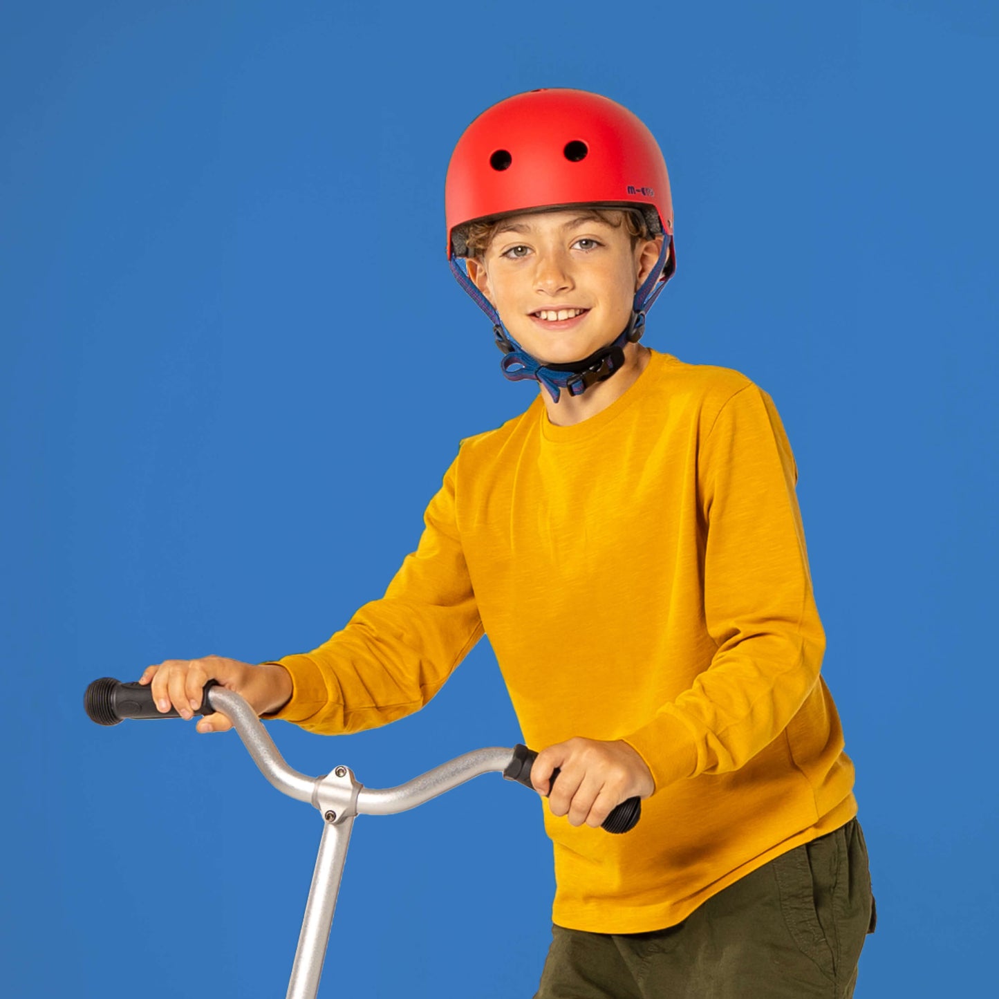 Plain Helmet for Bikes and Scooters: Red