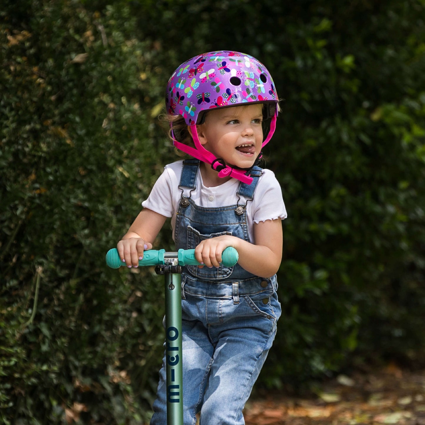 Printed Helmets for Bike and Scooters: Butterfly