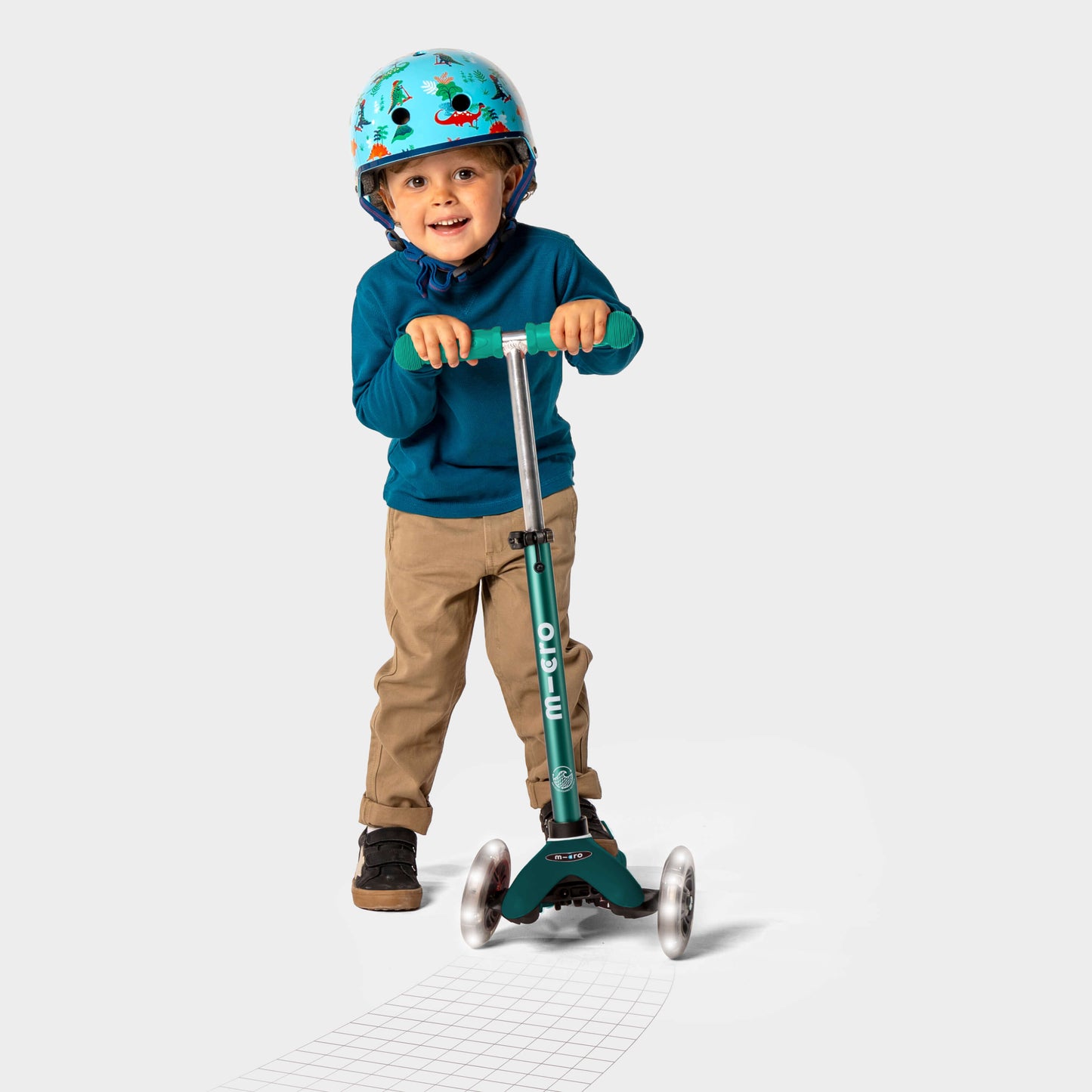 Mini Micro LED with Recycled Deck: Green