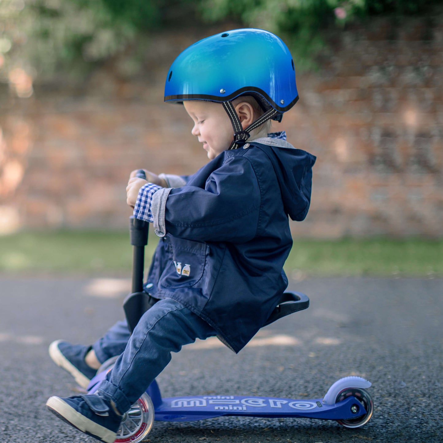 Mini Micro Seat with O-Bar: Black