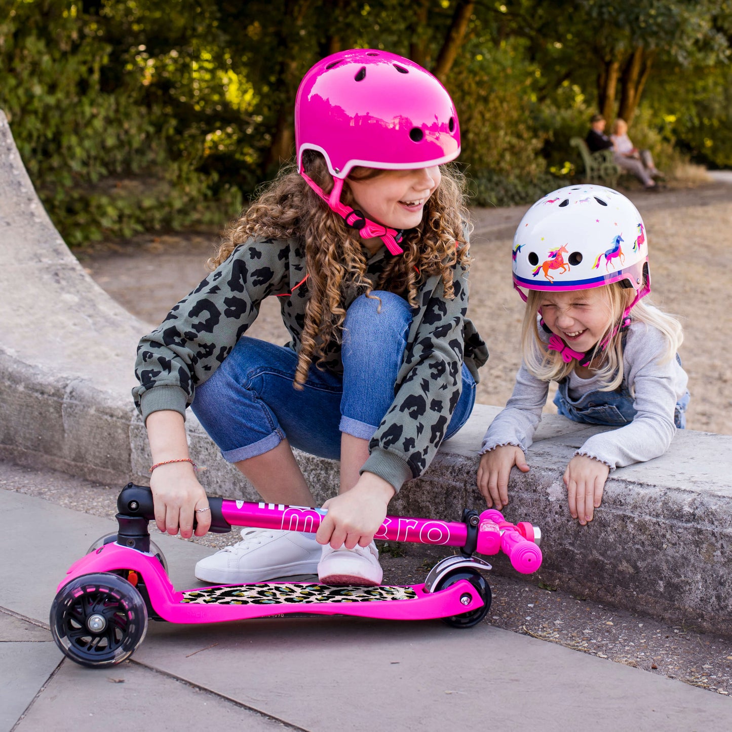 Maxi Micro Foldable LED Eleanor Bowmer Design: Pink