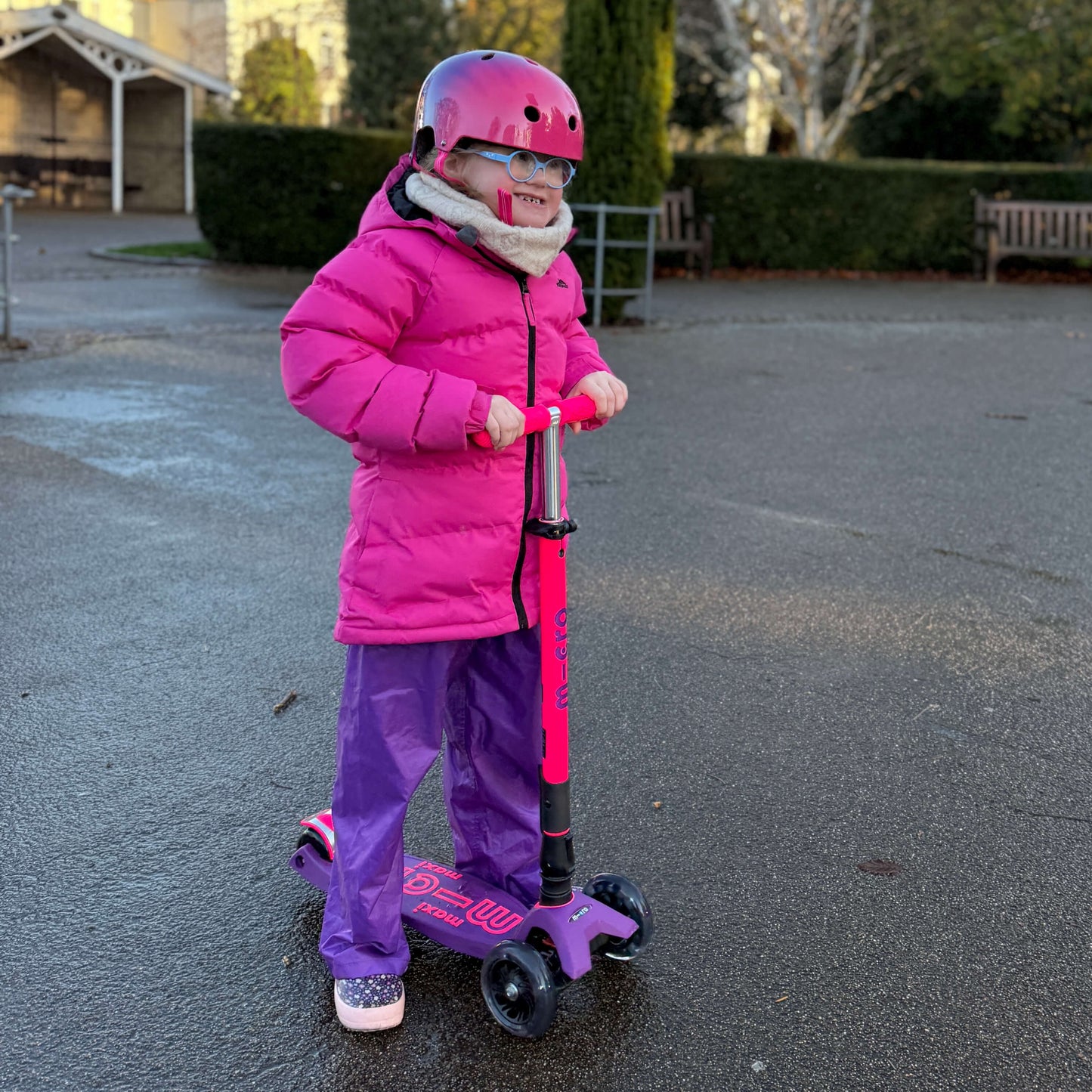 Maxi Micro Foldable LED: Neon Pink/Purple