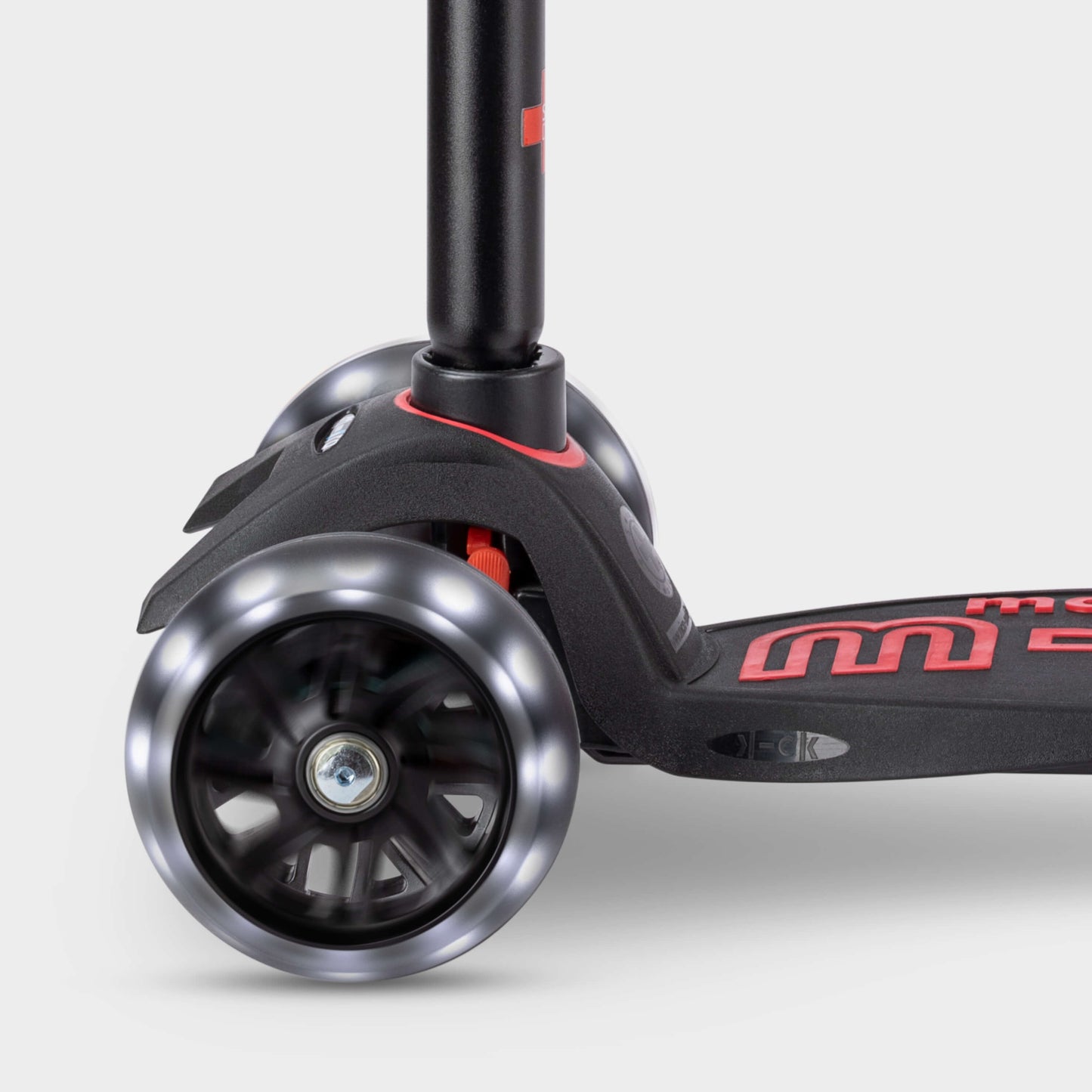 Maxi Micro Pro Balance LED: Black