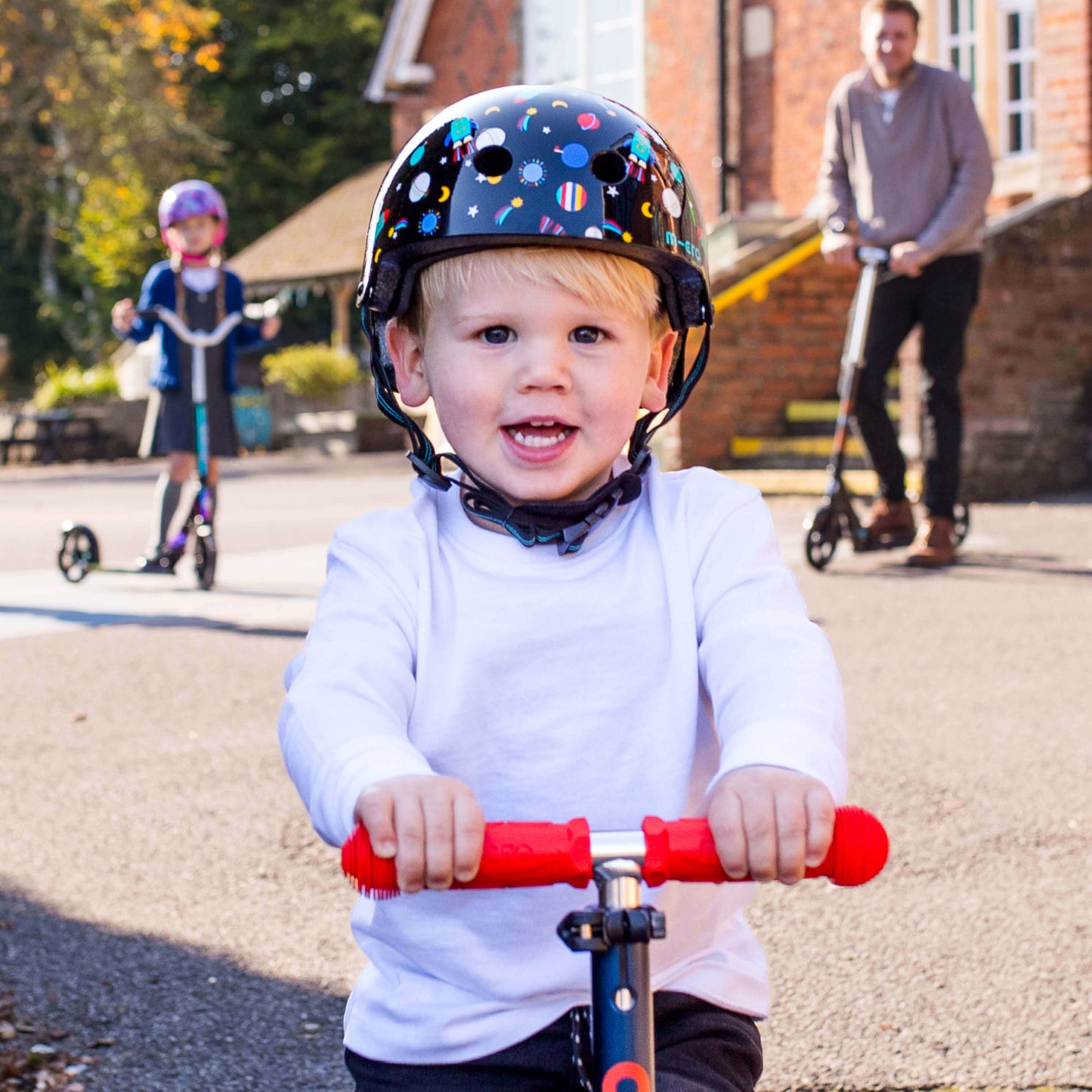 Printed Helmets for Bikes and Scooters: Space Print