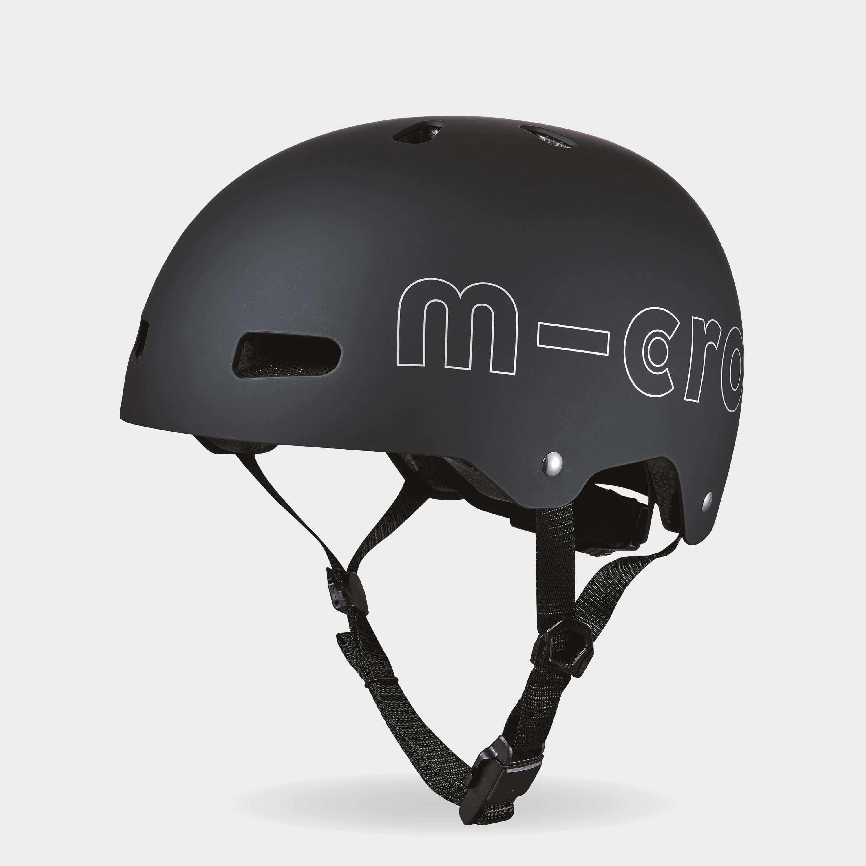 Micro Adult Black Helmet Medium